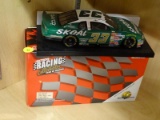 (R3) NASCAR 1:24 SCALE DIECAST COLLECTIBLE STOCK CAR; #33 SKOAL 1999 MONTE CARLO DRIVEN BY KEN