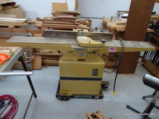 POWERMATIC JOINTER ; POWERMATIC MODEL NO 60 -8 INCH JOINTER. SERIAL NO 0061098. WORKS OFF 220.