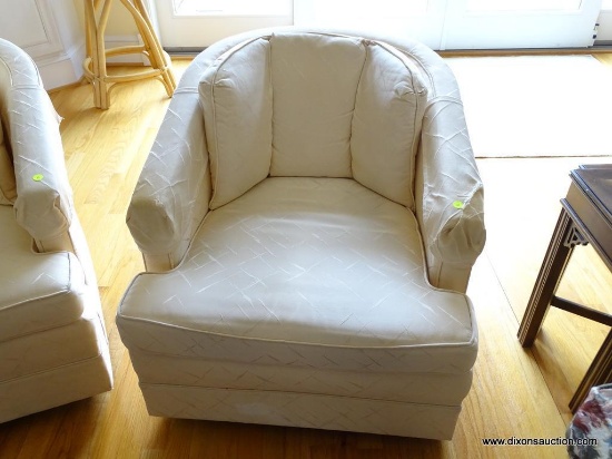 (FAM) COLONY HOUSE ARMCHAIR; 1 OF A PAIR OF COLONY HOUSE FURNITURE ARM CHAIRS IN CREAM COLOR. MADE