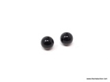 7.31 CT ROUND BLACK ONYX (DRILLED). MEASURES 8MM