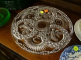 LARGE GLASS SERVING PLATE; ROUND GLASS SERVING PLATE WITH ETCHED BIRDS, AND FLORAL DESIGNS. THIS