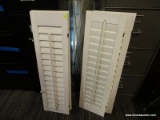 (R5) WINDOW SHADES LOT; INCLUDES 4 SETS OF WOODEN SHADES AND A SET OF VINYL SHADES (NEED ASSEMBLY)
