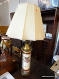 (R2) FEDERAL STYLE VINTAGE TABLE LAMP; BEIGE LINEN-LIKE LAMPSHADE ATOP A BRASS AND CERAMIC BASE WITH