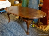 (R2) OVAL SHAPED QUEEN ANNE STYLE COFFEE TABLE; SERIAL # ON UNDERSIDE IS 3220-01, WHICH MATCHES THIS