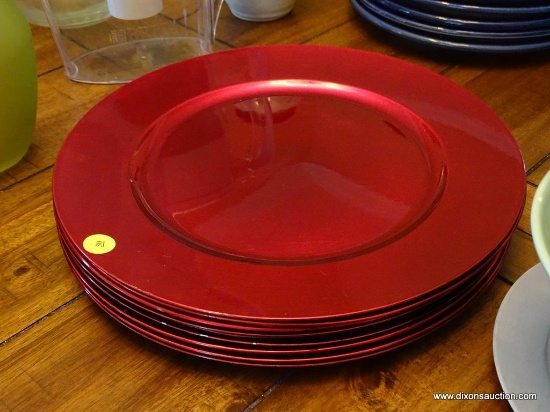 (DR) VIBRANT RED CHARGER PLATES; TOTAL OF 9 PIECES, ALL ROUND AND MADE OF PLASTIC, CAN BE USED UNDER