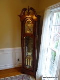 (DR) HOWARD MILLER ROCHESTER GRANDFATHER CLOCK; MODEL #610-793, SERIAL #F0002410064. THIS STUNNING