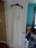 (CLO4) XSCAPE BY JOANNA CHEN ONE SHOULDER WEDDING GOWN; SIZE 10, RUCHED BUST WITH ROSETTES ON THE