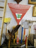 LOT OF ASSORTED HAND TOOLS; LOT INCLUDES 16 DIFFERENT TOOLS SUCH AS A PITCH FORK, BROOM, A RAKE,