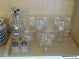 (B1A) GLASS VASE WITH 10 STIRRING STICKS WITH ART GLASS FINIALS (PEPPERS, CACTI, DOVE, TURTLE, ETC.