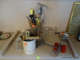 (B1A) ASSORTED KITCHEN LOT; INCLUDES A CHEESE GRATER, A PAIR OF SALT AND PEPPER SHAKERS, A MARIGOLD