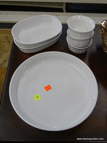 LOT OF FRENCH WHITE CORNINGWARE; THIS 6 PIECE LOT OF FRENCH WHITE CORNINGWARE INCLUDES A 10 IN