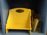 LOT OF DOCUMENT HOLDERS; WOOD AND PLEXIGLASS DOCUMENT HOLDERS AND FRAMES. CONTAINS 4 DOCUMENT