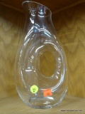 GLASS WINE CARAFE; UNIQUE WIDE MOUTH CLEAR GLASS WIFE CARAFE WITH HANDLE THAT THE WINE CAN FILL UP