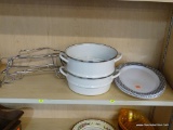PARTIAL SHELF LOT OF KITCHENWARE; THIS 9 PIECE LOT INCLUDES: A SET OF 4 PLASTIC SERVING PLATTERS, A
