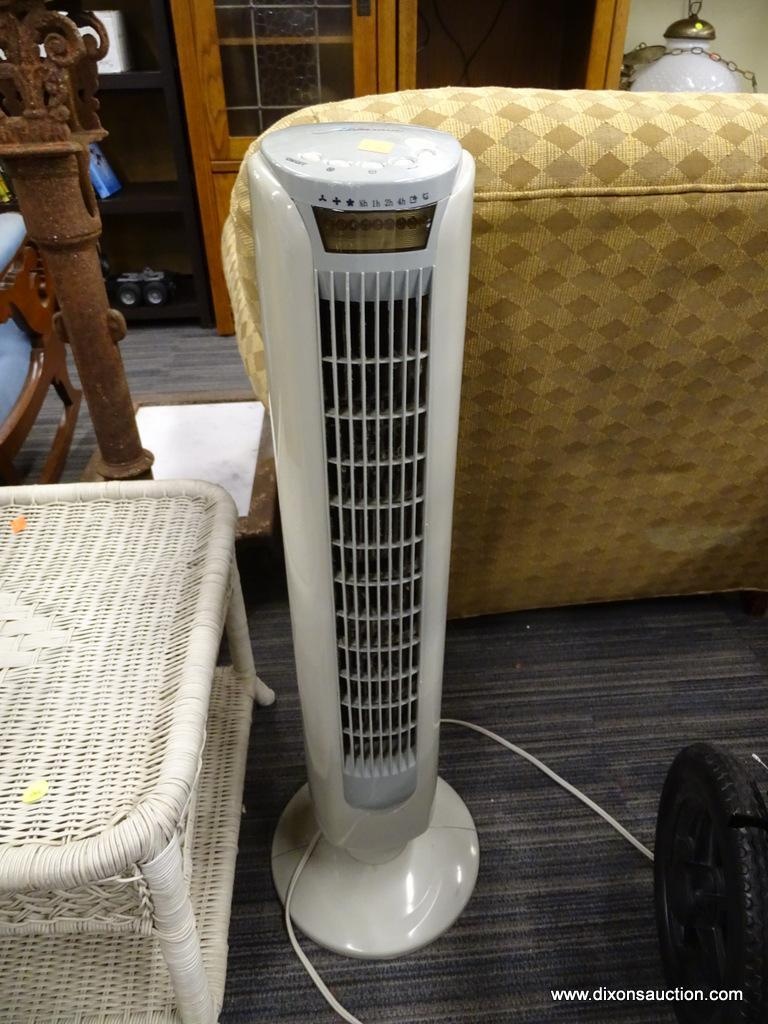 Aloha Breeze Fan 3 Speed Oscillating Tower Fan With 75 Hr Timer And Night Time Quiet Mode Estate Personal Property Personal Property Online Auctions Proxibid