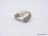 LADIES .925 STERLING SILVER RING; WRAP STYLE RING WITH FAUX PEARL, AND CLUSTER OF SMALL STONES ON