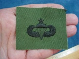 Original 1970s US Army Senior Parachutist Jump Wing Badge on OG Uniform Cloth . Original uncut 1970s