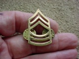 80 US Army Master Sergeant MSGT Rank Gold Metal Collar Chevron Pin . Single US Army Master Sergeant