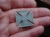 mb49 WWII Pin Back US Army MARKSMAN Marksmanship Badge Nice Toning WWII ? Korean war era US Army