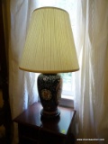 (UPBR1) PORCELAIN LAMP; HAND PAINTED FLORAL PATTERN PORCELAIN LAMP WITH PLEATED CLOTH SHADE AND