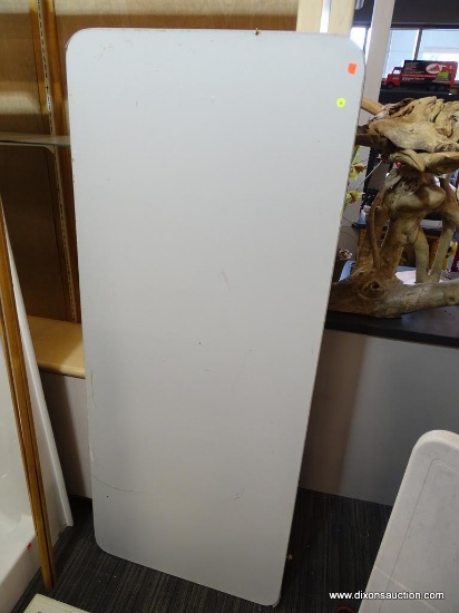 FOLDING TABLE; 6 FT FOLDING TABLE WITH A WOODEN TOP AND METAL BASE. IS IN VERY GOOD CONDITION!