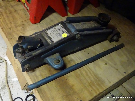 HYDRAULIC TROLLEY JACK; 2 TON CAPACITY TROLLEY JACK IN GOOD USED CONDITION.