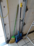 BROOM LOT; LOT CONTAINS 3 BROOMS AND A BLUE PLASTIC DUSTPAN.