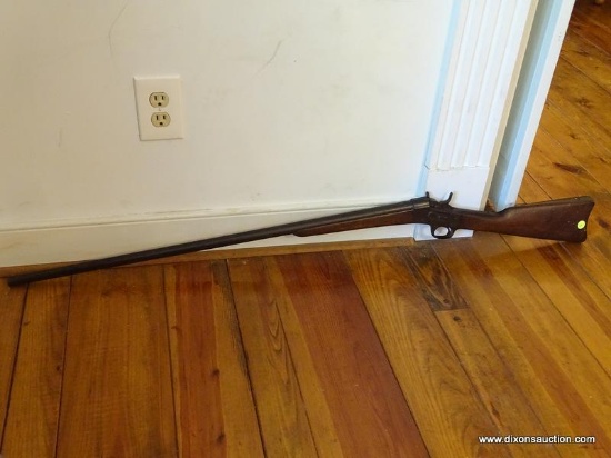 (MBR) SINGLE BARREL SHOTGUN; ANTIQUE SINGLE BARREL SHOTGUN WITH A WOODEN STOCK. BARREL MEASURES 32