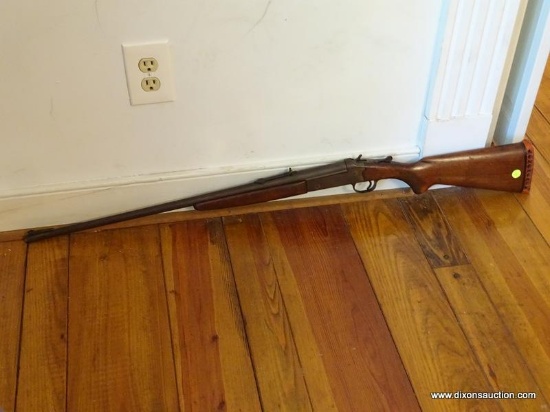 (MBR) ANTIQUE .30 CALIBER RIFLE; ANTIQUE RIFLE WITH WOODEN STOCK. MADE BY SAVAGE ARMS CORPORATION.