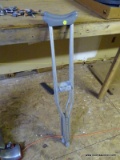 (ATTIC) CRUTCHES; PR ALUMINUM CRUTCHES