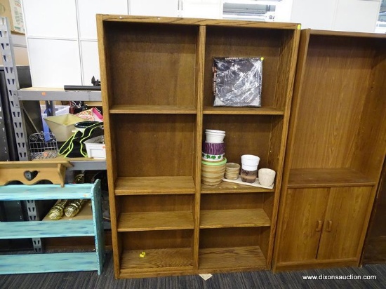 WOODEN DOUBLE BOOKSHELF UNIT; WOODEN BOOKSHELF WITH TWO SIDES OF ADJUSTABLE SHELVING. THIS UNIT HAS