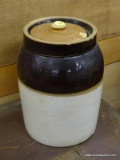 CERAMIC COOKIE JAR; WHITE AND BROWN PAINTED CERAMIC JAR WITH A LIGHT BROWN LID.