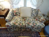 (LR) LOVESEAT; FLORAL UPHOLSTERED SOFA-VERY GOOD CONDITION- 59 IN X 35 IN X 33 IN