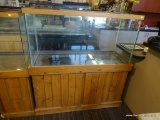 AQUARIUM AND WOODEN STAND; 90 GALLON TEMPERED GLASS AQUARIUM WITH WOOD GRAIN TOP TRIM, AND DUAL
