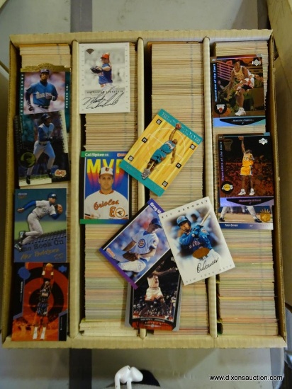 BOX OF UNRESEARCHED DONRUSS '89 BASEBALL CARDS; BOX OF 3,200 UNRESEARCHED DONRUSS '89 BASEBALL CARDS