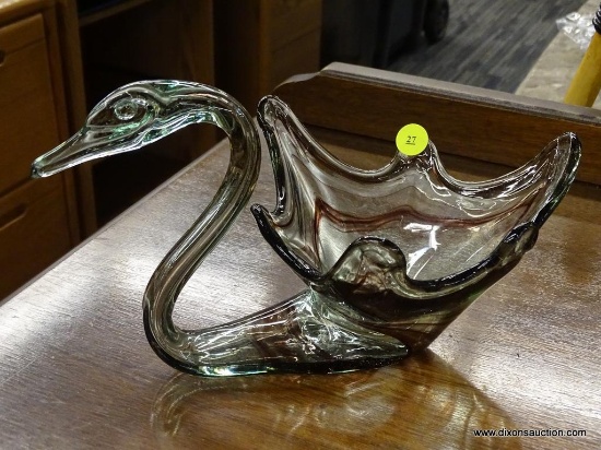 SWAN BLOWN GLASS DISH; SWAN SHAPED BLOWN GLASS DISH WITH DARK PURPLE SWIRL COLORING THROUGHOUT.