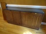 (DR) SIDEBOARD; BROYHILL MID CENTURY MODERN WALNUT SLATE TOP SIDEBOARD WITH 4 PANELED DOORS AND