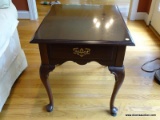 (LR) END TABLE; ONE OF A PR. OF ETHAN ALLEN CHERRY QUEEN ANNE END TABLES, ONE DRAWER DOVETAILED WITH