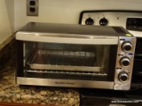 (KIT) HAMILTON BEACH TOASTER OVEN; STAINLESS STEEL AND BLACK TOASTER OVEN. MODEL NO. 31408. LOT ALSO