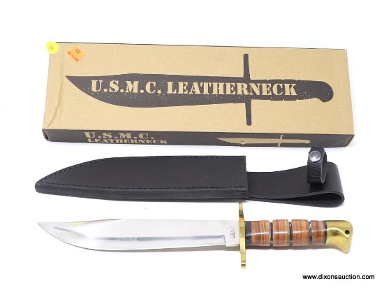 USMC LEATHERNECK KNIFE; USMC LEATHERNECK BOWIE KNIFE WITH BLACK LEATHER SHEATH. 17BK1817. NEW IN
