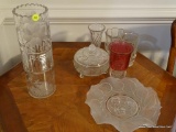 (DR) LOT OF ASSORTED GLASSWARE; 7 PIECE LOT OF ASSORTED GLASSWARE TO INCLUDE A LARGE GLASS VASE WITH