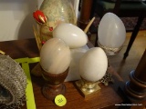 (DR) LOT OF DECORATIVE EGGS; 6 PIECE LOT OF DECORATIVE EGGS. INCLUDES 4 MARBLE EGGS OF DIFFERENT