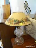 (LR) GLASS TABLE LAMP; CLEAR GLASS TABLE LAMP WITH A FAN DETAILED BOTTOM AND A METAL DETAILED TOP;