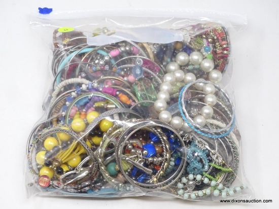 LOT OF ASSORTED COSTUME JEWELRY; LARGE BAG OF UNRESEARCHED COSTUME JEWELRY TO INCLUDE BRACELETS AND