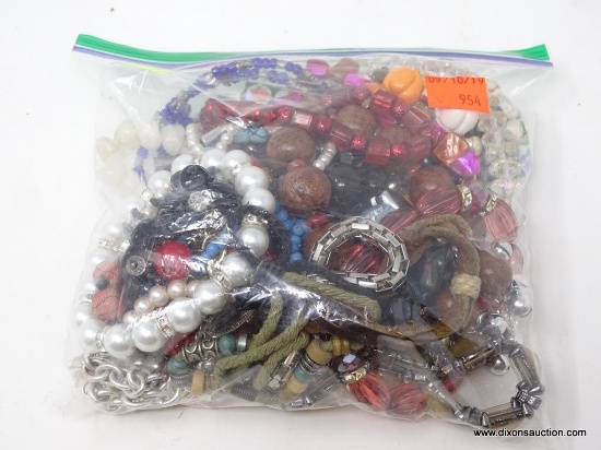 LOT OF ASSORTED COSTUME JEWELRY; SMALL BAG OF UNRESEARCHED COSTUME JEWELRY TO INCLUDE BRACELETS MADE