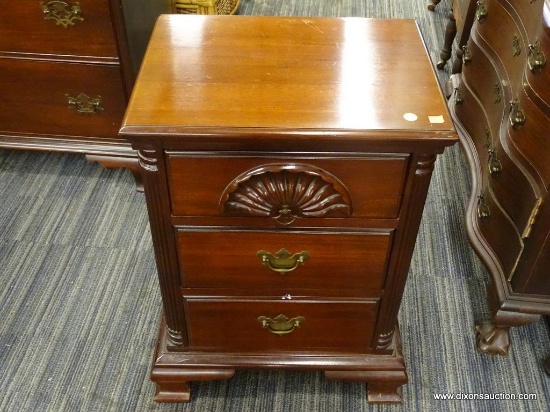 (R2) MAHOGANY NIGHT STAND; SOLID GENUINE MAHOGANY NIGHT STAND WITH A ROUNDED TOP, REEDED COLUMN