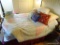 (UPMR) BED LINENS; LOT INCLUDES A FULL SIZE QUILT, SHEETS, PILLOWS AND PILLOW CASES. ALSO INCLUDES A