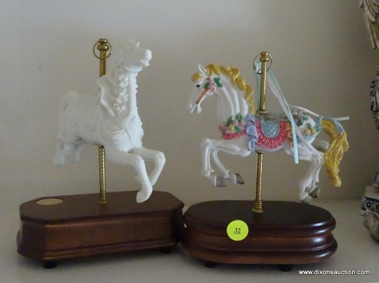 (FAM) LOT OF WIND UP HORSE FIGURINES; 2 PIECE LOT OF WIND UP HORSES TO INCLUDE A CAROUSEL COLLECTION