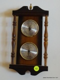 (DEN) VINTAGE JASON COLONIAL LOOK WOOD WEATHER STATION WITH THERMOMETER, HUMIDITY, AND BAROMETER.