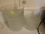(KIT) ARCOROC BOWLS; SET OF 8 ARCOROC CLEAR GLASS BOWLS. EACH MEASURES 2.25 IN X 5 IN.